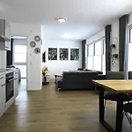 Lifestyle With Privat Sauna 4 Pers Wifi Ner Lift Appartement *