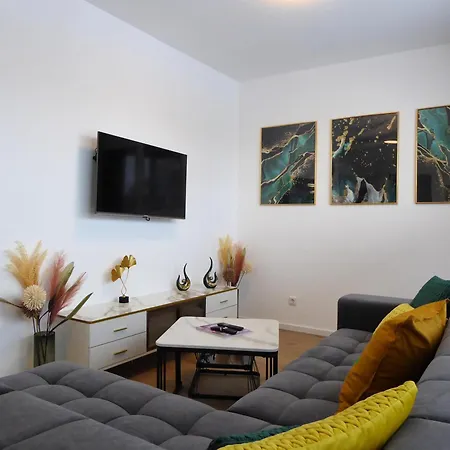 Lifestyle With Privat Sauna 4 Pers Wifi Ner Lift Winterberg